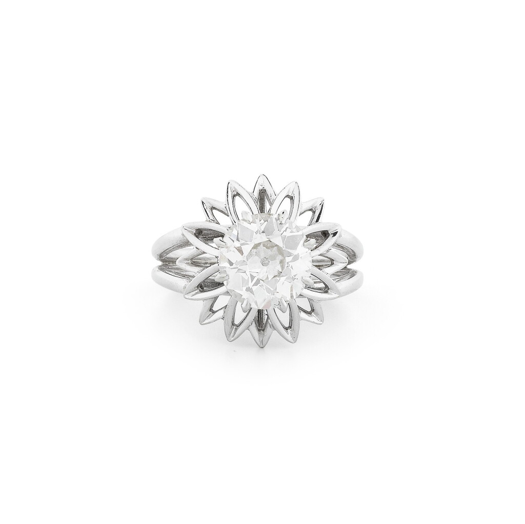 View full screen - View 1 of Lot 99. Bague diamant | Diamond ring.