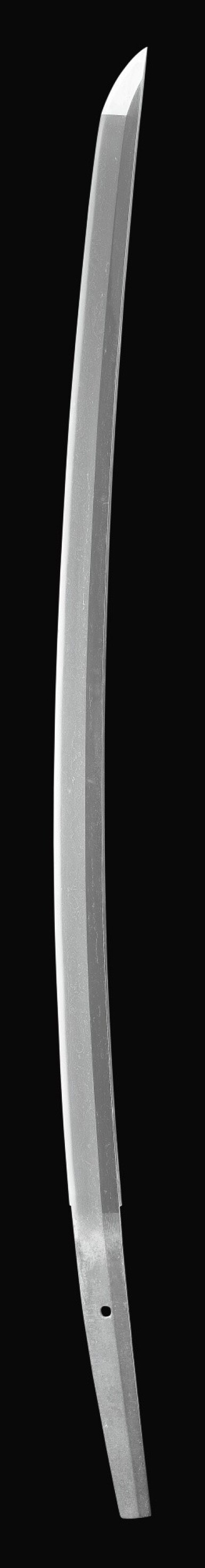 View full screen - View 1 of Lot 31. A TACHI, ATTRIBUTED TO UNJU, MUROMACHI PERIOD | 15TH CENTURY.