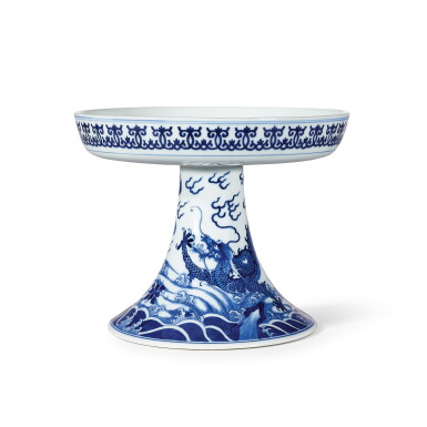 View full screen - View 1 of Lot 3642. A blue and white 'dragon' tazza Seal mark and period of Qianlong | 清乾隆 青花雲龍紋供盤 《大清乾隆年製》款.