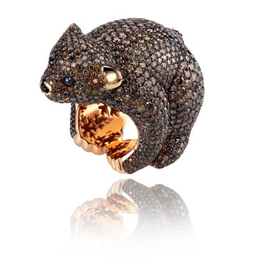 View full screen - View 1 of Lot 402. CHOPARD | DIAMOND RING, 'OURS BRUN' FROM THE ANIMAL WORLD COLLECTION.