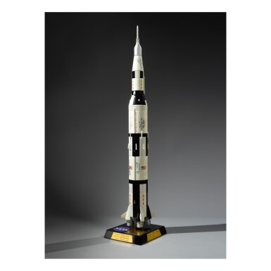 View full screen - View 1 of Lot 26. SATURN V ROCKET MODEL, SIGNED AND INSCRIBED BY VARIOUS ASTRONAUTS.