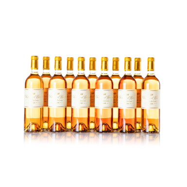View full screen - View 1 of Lot 392. Château d'Yquem 2003 (11 BT).