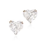 Pair Of Diamond Ear Studs | 2.00 及 2.00 克拉 心形 E色 鑽石 耳環一對