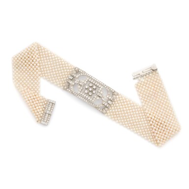 View full screen - View 1 of Lot 323. Cartier | Collier ras-du-cou perles semence et diamants | Seed pearl and diamond collier de chien.