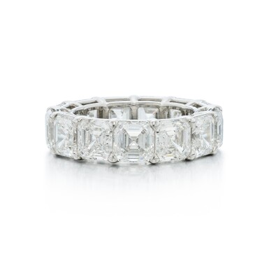 View full screen - View 1 of Lot 6. Diamond Ring .