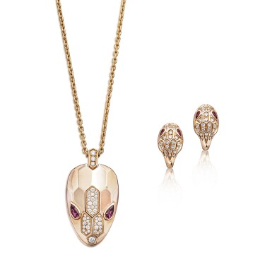 View full screen - View 1 of Lot 1862. ‘Serpenti Seduttori’ Pink Tourmaline and Diamond Demi-Parure | 寶格麗 |’ Serpenti Seduttori’ 粉紅色碧璽 配 鑽石 項鏈 及 耳墜 套裝.