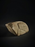 A rare and exceptional archaic marble sculpture of a recumbent frog, Shang dynasty | 商 大理石蛙