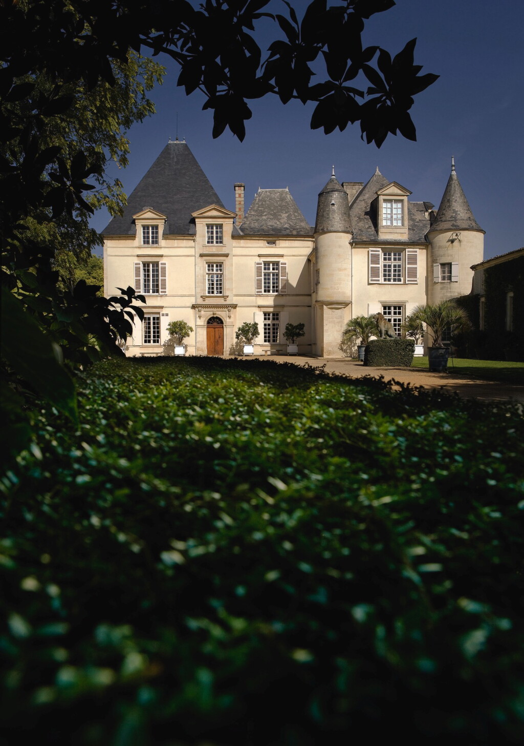View full screen - View 1 of Lot 17. HAUT BRION & QUINTUS FROM DOMAINE CLARENCE DILLON : 1 X 9 LITRE HAUT BRION BLANC 2003 & 1 X 6 LITRE QUINTUS 2012.