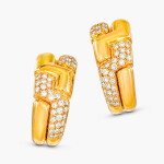 Pair of Gold and Diamond Earclips | 寶格麗 | K金 配 鑽石 耳夾一對
