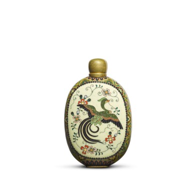 View full screen - View 1 of Lot 18. A cloisonné enamel scent bottle | Attributed to the Kyoto Namikawa Workshop | Meiji period, late 19th century.