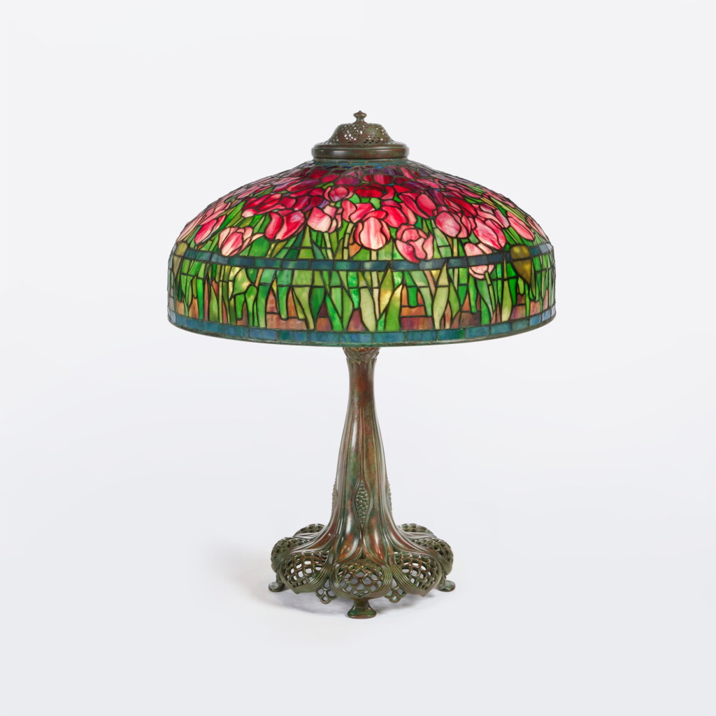 View full screen - View 1 of Lot 195. "Tulip" Table Lamp.