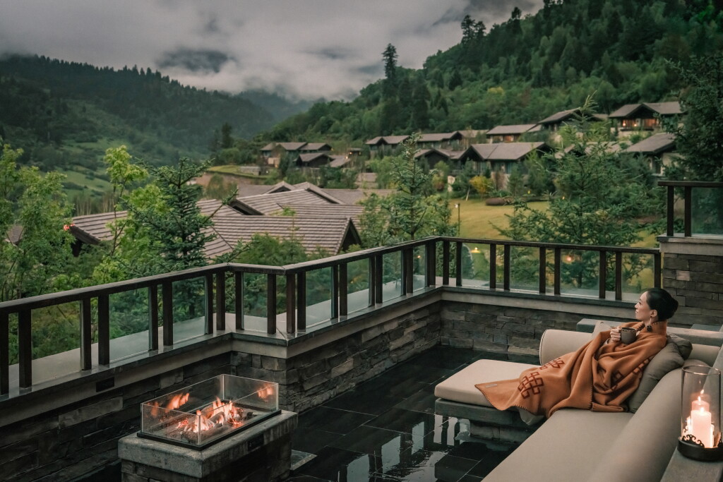 View full screen - View 1 of Lot 6424. An Enchanting Journey of Timeless Opulence in the Serene Beauty of Jiuzhaigou.