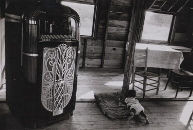 View full screen - View 1 of Lot 127. Café, Beaufort, South Carolina.