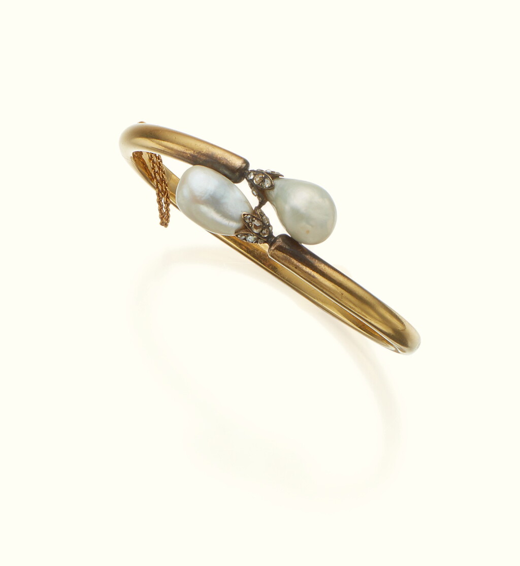 View full screen - View 1 of Lot 46. A GOLD, PEARL, AND DIAMOND BANGLE.