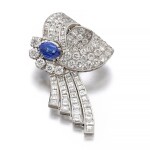 SAPPHIRE AND DIAMOND BROOCH