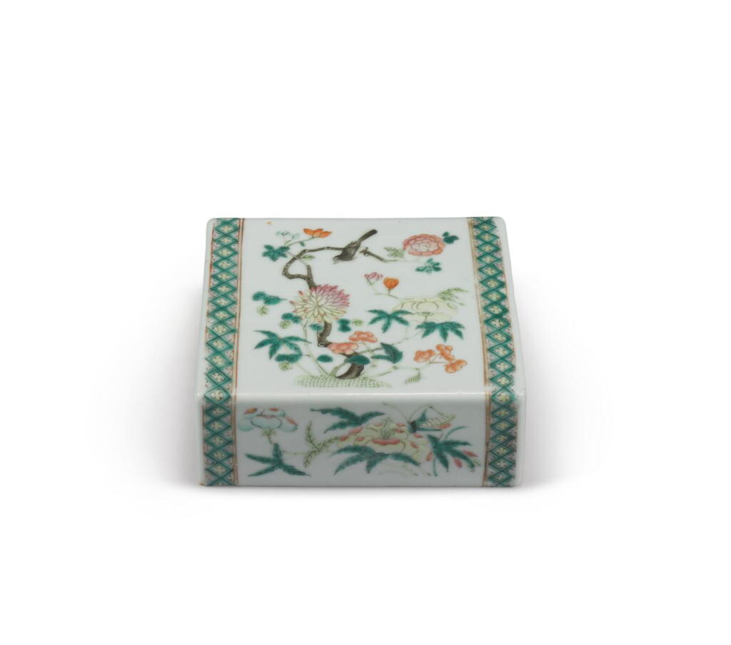 View full screen - View 1 of Lot 63. A small famille-rose 'peacock' pillow, Qing dynasty | 清 粉彩花鳥圖脈枕.