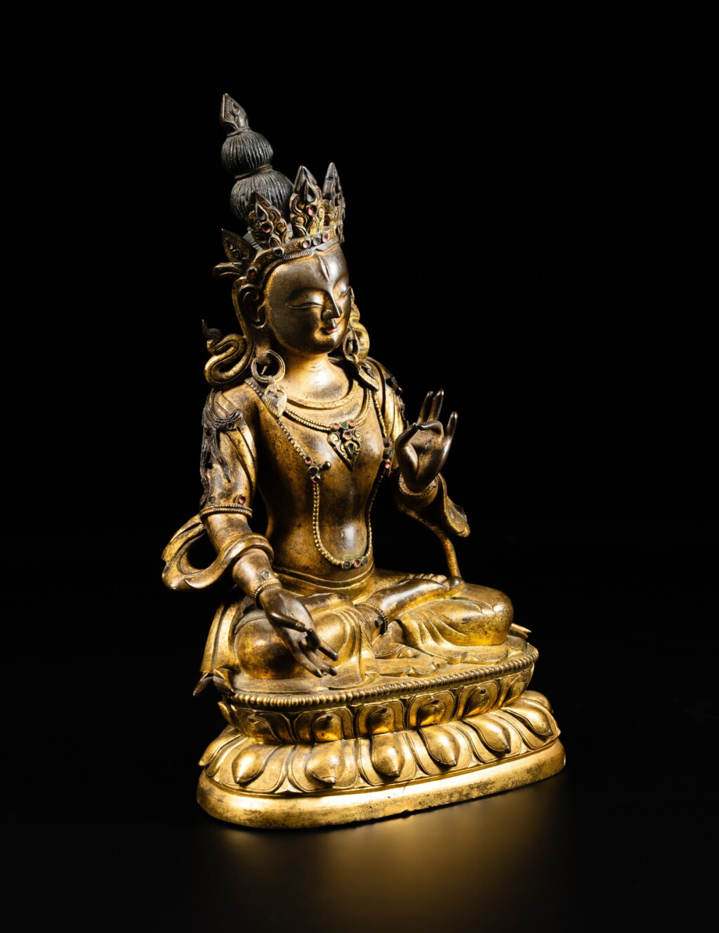 View full screen - View 1 of Lot 14. A gilt-bronze seated figure of White Tara, Qing dynasty, 18th century | 清十八世紀 銅鎏金白度母坐像.