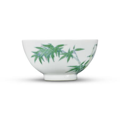 View full screen - View 1 of Lot 1100. A doucai 'bamboo' bowl, 20th century | 二十世紀 鬥彩竹紋盌 《大清雍正年製》仿款.