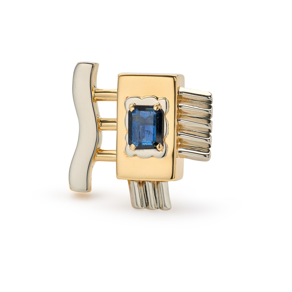 View full screen - View 1 of Lot 103. Gold and Sapphire Ring.