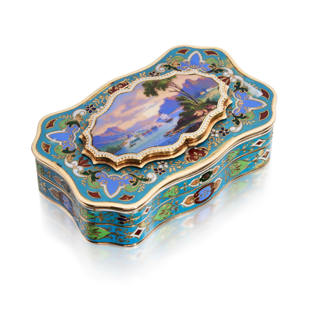 View full screen - View 1 of Lot 1521. A gold and enamel locket snuff box, Geneva, circa 1830, for the Ottoman Market .