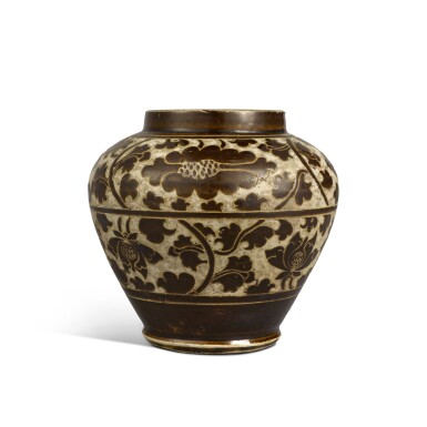 View full screen - View 1 of Lot 202. A 'Cizhou' sgraffiato brown-glazed 'floral' jar, Yuan dynasty.