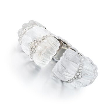 View full screen - View 1 of Lot 845. David Webb | Bracelet cristal de roche and diamond | Rock crystal and diamond bracelet.