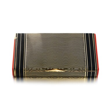 View full screen - View 1 of Lot 745. Lacloche Frères | Poudrier émail et or | Enamel and gold powder case.