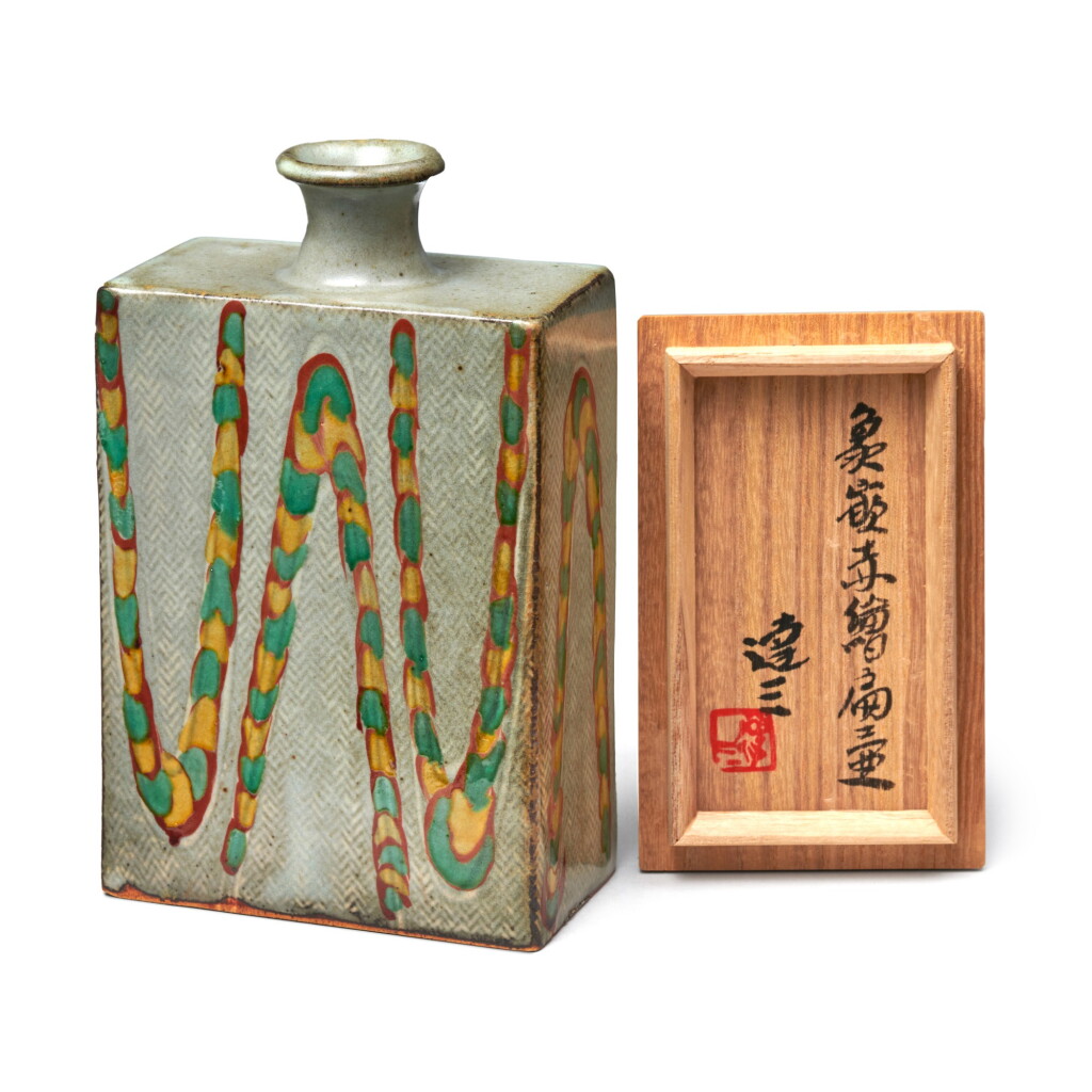 View full screen - View 1 of Lot 139. Shimaoka Tatsuzo (1917-2007) | A stoneware bottle vase | Showa period, 20th century.