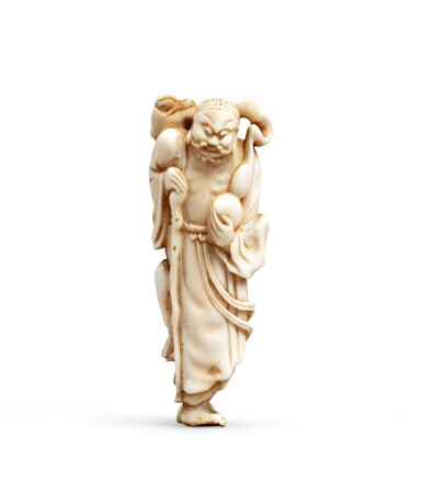 View full screen - View 1 of Lot 182. An ivory netsuke of a Sennin Japan, Edo period, 19th century | Netsuke en ivoire représentant un Sennin Japon, Epoque Edo, XIXe siècle.