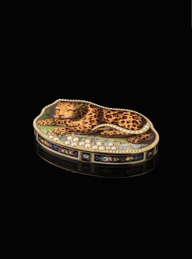 View full screen - View 1 of Lot 31. A pearl-set 'Chinese Market' gold and enamel 'form' snuff box, Sené & Neisser, Geneva, 1801-1804.