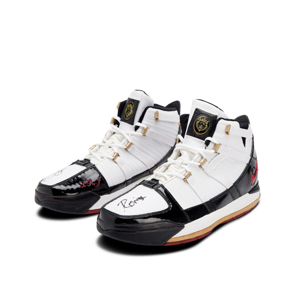 View full screen - View 1 of Lot 148. LeBron James Signed and Inscribed Nike Zoom LeBron 3 'Remix' Sample | Size 16.