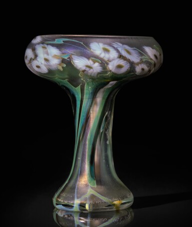 View full screen - View 1 of Lot 426. TIFFANY STUDIOS | "SHASTA DAISY" PAPERWEIGHT VASE.