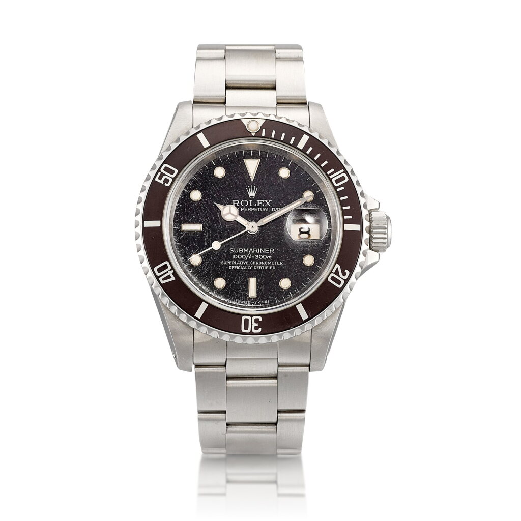 View full screen - View 1 of Lot 8762. Submariner, Reference 16610 | A stainless steel wristwatch with date and bracelet, Circa 1994 | 勞力士 | Submariner 型號16610 | 精鋼鏈帶腕錶,備日期顯示,約1994年製.