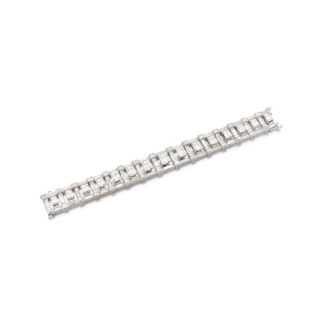 View full screen - View 1 of Lot 255. Diamond bracelet | 梵克雅寶 | 鑽石手鏈,1960年代.