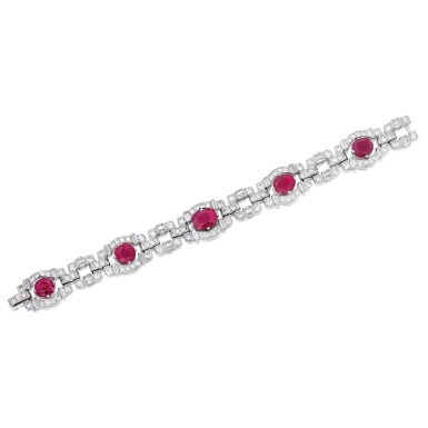 View full screen - View 1 of Lot 1727. RUBY AND DIAMOND BRACELET 天然 「緬甸」紅寶石 配 鑽石 手鏈.