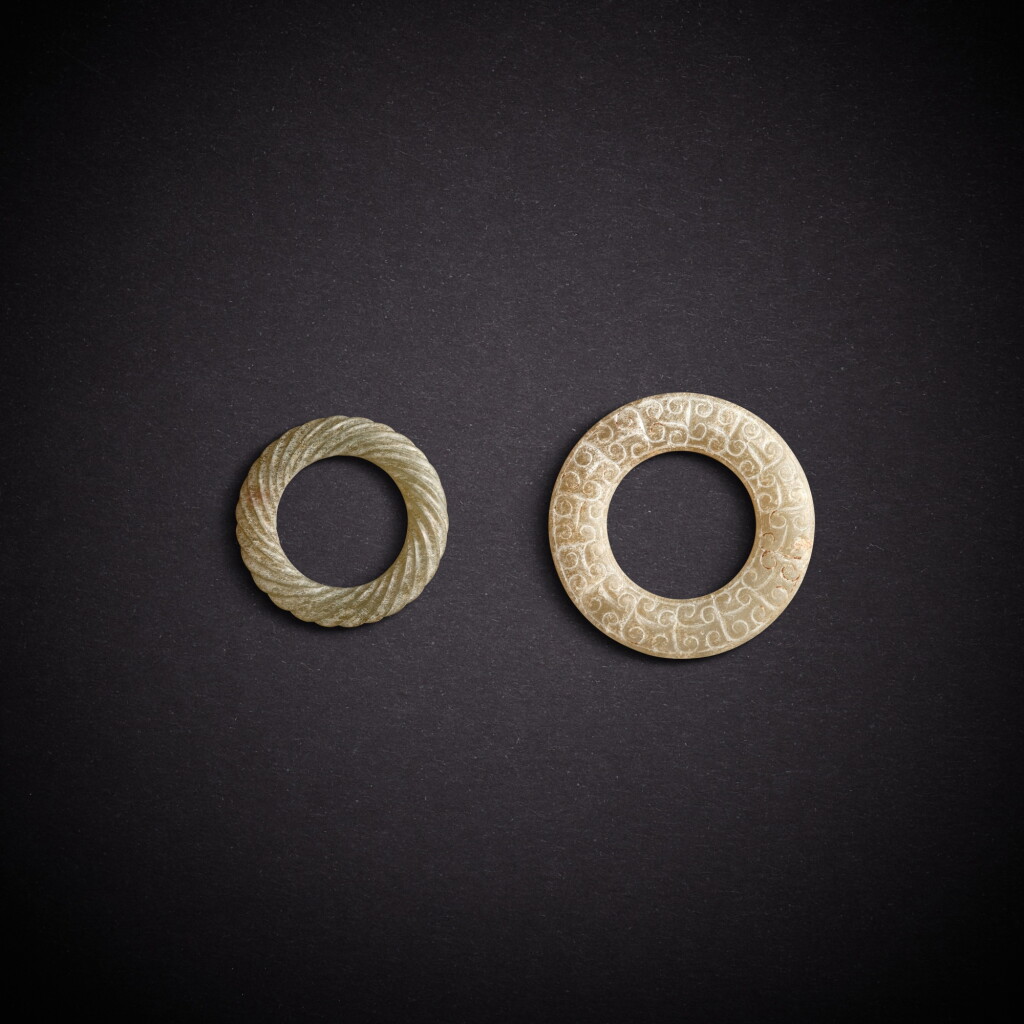View full screen - View 1 of Lot 802. Two white jade rings, Eastern Zhou dynasty, Warring States period | 東周戰國 白玉瑗兩件.