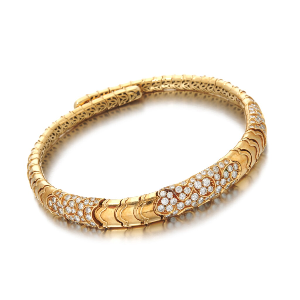 View full screen - View 1 of Lot 164. Marina B, Gold and diamond necklace ‘Onda’, (Marina B, Collana 'Onda' in oro e diamanti).