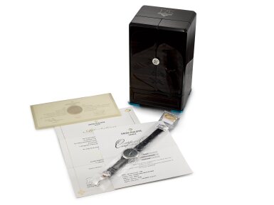 View full screen - View 1 of Lot 2216. Reference 5975 | A limited edition platinum multi-scale chronograph wristwatch in single factory seal, Made to commemorate the 175th anniversary of Patek Philippe in 2014, Circa 2014 | 百達翡麗 | 型號 5975 | 限量版鉑金多刻度計時腕錶,於2014年為慶祝品牌175週年而製,原廠未開封,約2014年製.