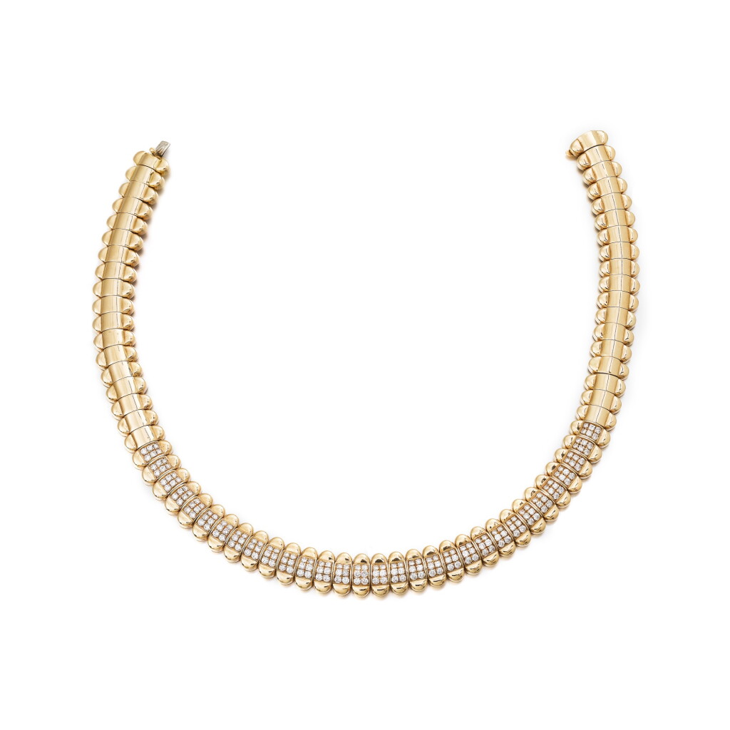 View full screen - View 1 of Lot 268. Collier or et diamants | Gold and diamond necklace.