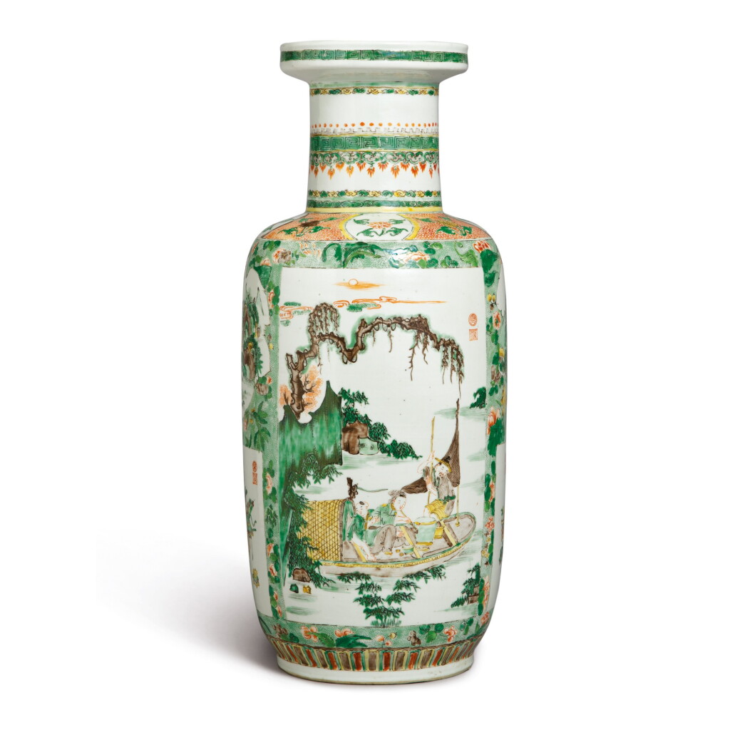 View full screen - View 1 of Lot 790. A FAMILLE-VERTE 'FIGURAL' ROULEAU VASE, QING DYNASTY, KANGXI PERIOD.