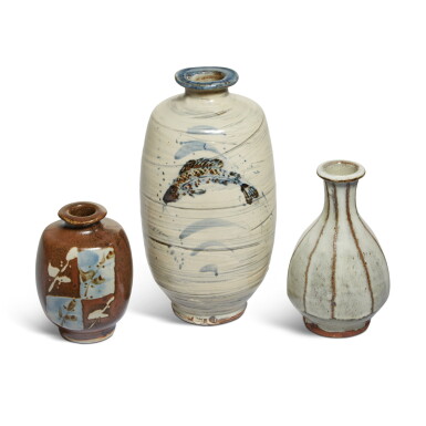 View full screen - View 1 of Lot 815. Three Vases.