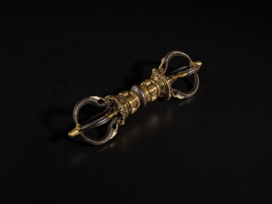View full screen - View 1 of Lot 117. A copper alloy inlaid iron vajra, Tibet, 12th / 13th century | 西藏 十二 / 十三世紀 銅合金錯鐵金剛杵.