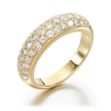 View full screen - View 1 of Lot 137. Diamond ring, 'Mimi'.