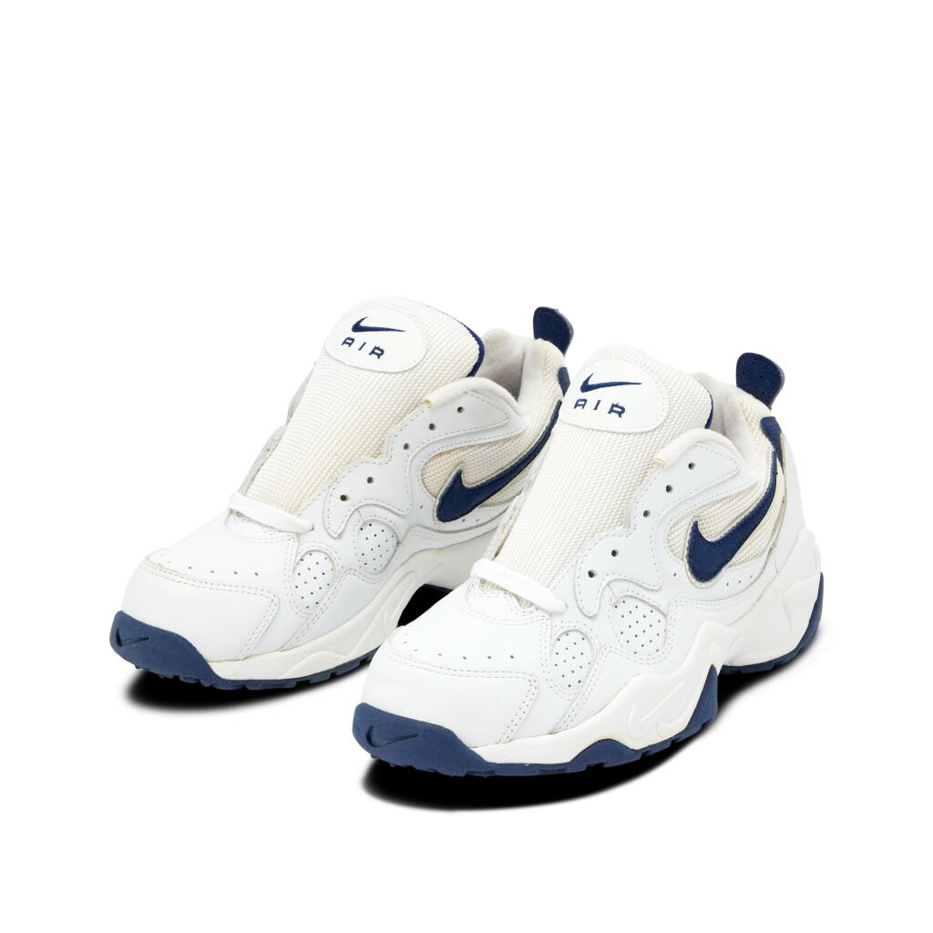 View full screen - View 1 of Lot 76. Nike Air Diverge ‘Late Show with David Letterman’ | Size 9.