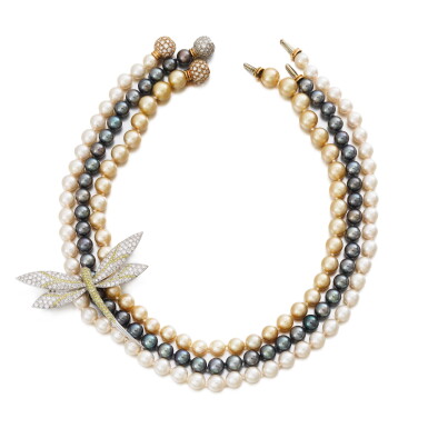 View full screen - View 1 of Lot 232. Colliers perles de culture et agrafe diamants | Cultured pearl and diamond fastener.