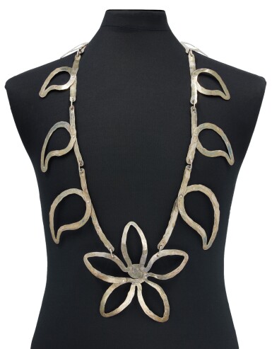 View full screen - View 1 of Lot 154. Flower Necklace.