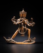 Statuette de Chakrasamvara en alliage de cuivre, Népal / Tibet, vers le XVIIe siècle | A copper-alloy figure of Chakrasamvara, Nepal / Tibet, circa 17th century