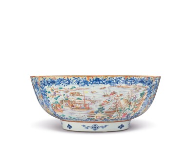 View full screen - View 1 of Lot 1917. A LARGE AND RARE CHINESE EXPORT UNDERGLAZE-BLUE AND 'MANDARIN PALETTE' 'RIVERSCAPE' PUNCH BOWL, QING DYNASTY, QIANLONG PERIOD, CIRCA 1785 | 清乾隆 約1785年 粉彩山水圖大盌.