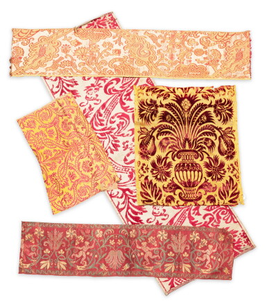 View full screen - View 1 of Lot 245. Lot of eight Europeans textiles fragments, 19th century.