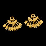 A pair of gold earrings with floriated spangles Leyte, Philippines, 10th - 13th century | 十至十三世紀 菲律賓萊特島 花葉紋金片耳飾一對